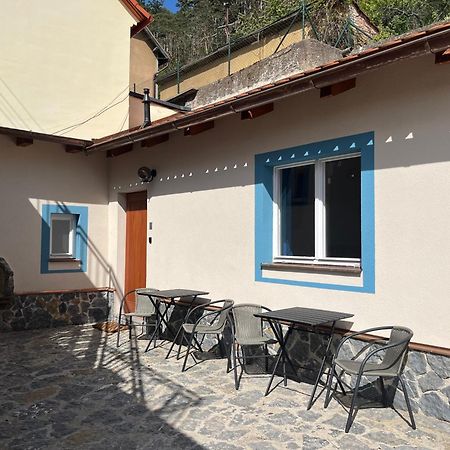 Hotel Bunkr Karlštejn Exterior foto
