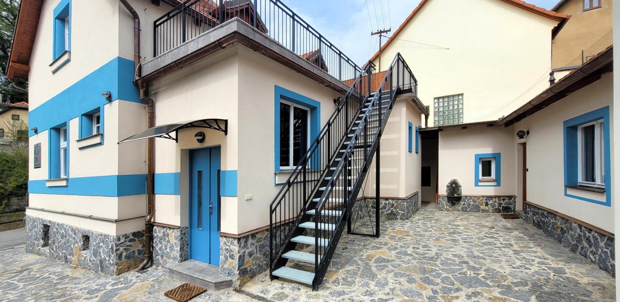 Hotel Bunkr Karlštejn Exterior foto